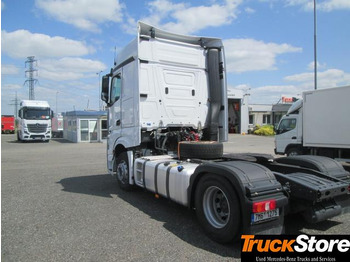 Тягач MERCEDES-BENZ Actros 1848