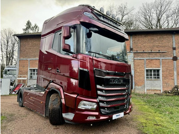 Тягач DAF XG + 530 FT +: фото 2