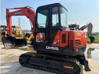 Мини-экскаватор DOOSAN DH55