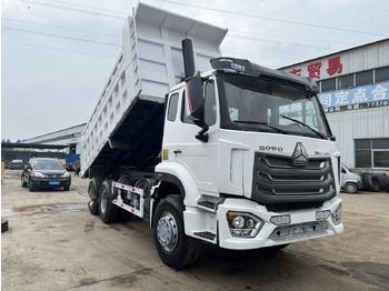 Самосвал SINOTRUK