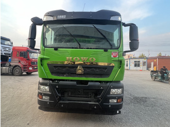 Самосвал SINOTRUK HOWO