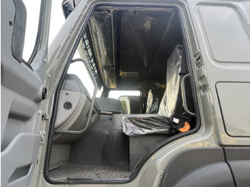 Тягач SINOTRUK HOWO: фото 2 Тягач SINOTRUK HOWO: фото 2