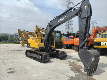 Гусеничный экскаватор Volvo EC140DL: фото 2 Гусеничный экскаватор Volvo EC140DL: фото 2