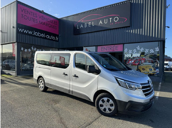 Грузопассажирский фургон RENAULT Trafic 2.0