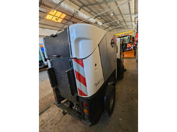 Подметально-уборочная машина Nilfisk City Ranger 3500 Kehrmaschine Straßenkehrmaschine mit Schmidt Bediendisplay Hako Kehreinheit: фото 5