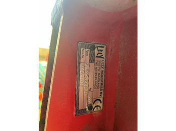 Разбрасыватель удобрений LELY CENTERLINER: фото 3