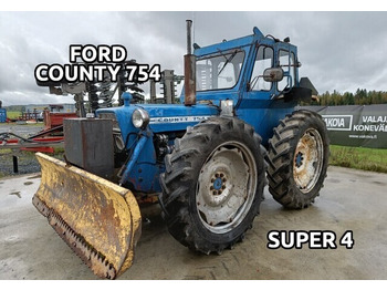 Трактор FORD