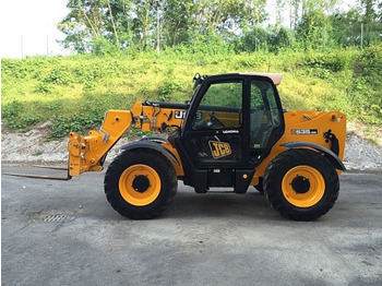 Телескопический погрузчик JCB