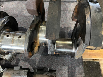 Коленчатый вал Scania R580: фото 4 Коленчатый вал Scania R580: фото 4