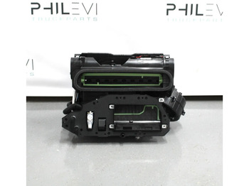 : фото в шапке страницы