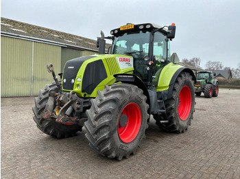 Гусеничный трактор CLAAS Axion 840