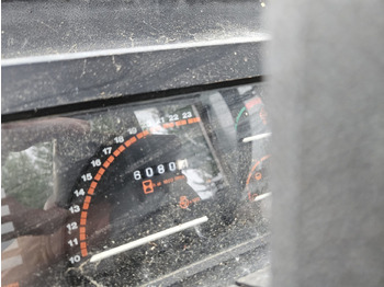 1988 MF 390 2wd в лизинг 1988 MF 390 2wd: фото 5 1988 MF 390 2wd в лизинг 1988 MF 390 2wd: фото 5