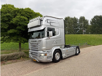 Тягач SCANIA R 580