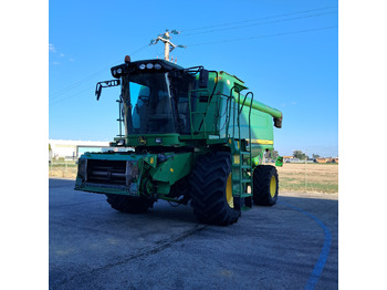 Зерноуборочный комбайн JOHN DEERE C670