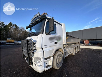 Крюковой мультилифт MERCEDES-BENZ Arocs 3251