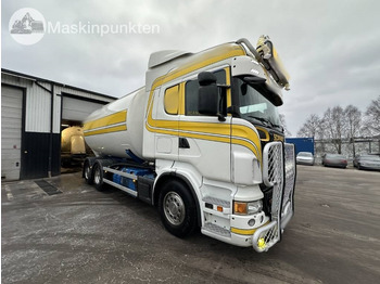 Грузовик-цистерна Scania R 580: фото 5 Грузовик-цистерна Scania R 580: фото 5