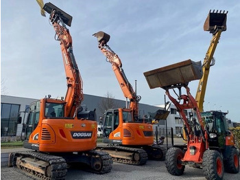 Гусеничный экскаватор DOOSAN DX140LCR-5