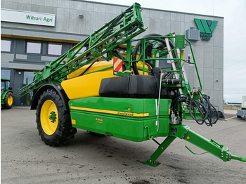 Прицепной опрыскиватель JOHN DEERE