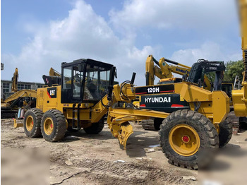 CATERPILLAR 120H в лизинг CATERPILLAR 120H: фото 1