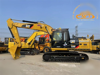 Гусеничный экскаватор CATERPILLAR 320D