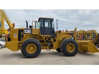 Колёсный погрузчик CATERPILLAR 966