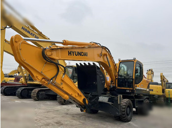 Колёсный экскаватор HYUNDAI ROBEX 210W-9S: фото 4 Колёсный экскаватор HYUNDAI ROBEX 210W-9S: фото 4