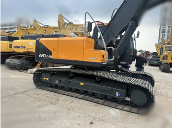 Гусеничный экскаватор HYUNDAI ROBEX 220 LC-9S: фото 4