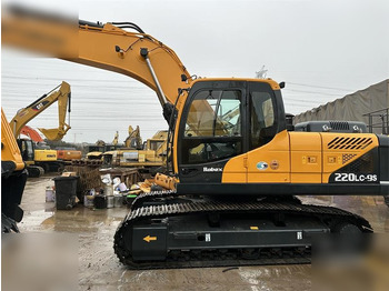 Гусеничный экскаватор HYUNDAI ROBEX 220 LC-9S: фото 3