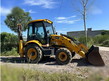 Экскаватор-погрузчик JCB 3CX
