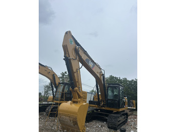 Гусеничный экскаватор CATERPILLAR 320D
