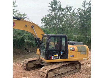 Гусеничный экскаватор CATERPILLAR 320