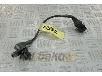 : фото в шапке страницы