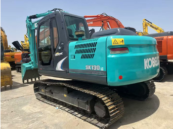 Гусеничный экскаватор KOBELCO