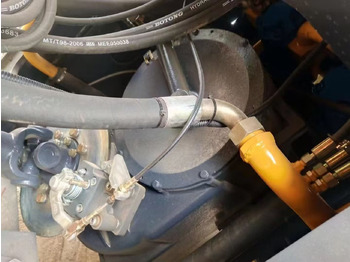 Колёсный погрузчик LONKING 885: фото 5