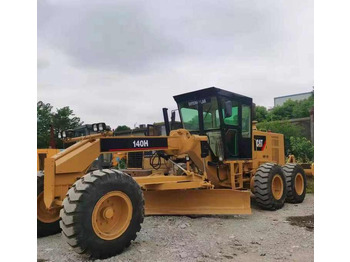 Грейдер CATERPILLAR 140H