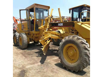 Грейдер CATERPILLAR 140K