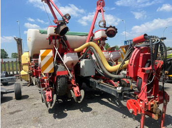 : фото в шапке страницы