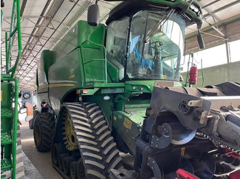 Зерноуборочный комбайн JOHN DEERE S790