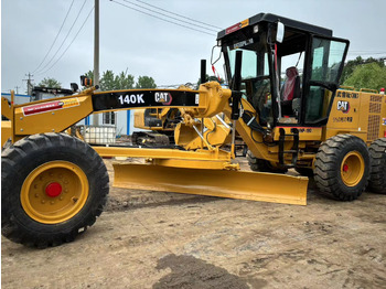 Строительная техника CATERPILLAR 140K
