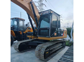 Гусеничный экскаватор CATERPILLAR 320D2