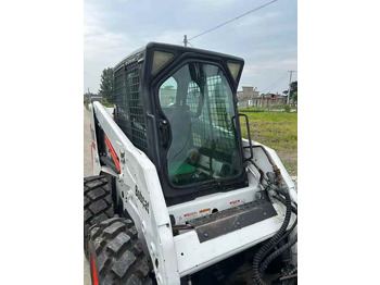 Мини-погрузчик с бортовым поворотом USED BOBCAT S160 Skid-steer Loader Bobcat S160 Carry Sweeper with Very Good Performance Is for Sale at a Low Price.: фото 3
