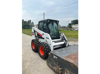 Мини-погрузчик с бортовым поворотом USED BOBCAT S160 Skid-steer Loader Bobcat S160 Carry Sweeper with Very Good Performance Is for Sale at a Low Price.: фото 2