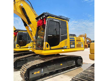 Экскаватор KOMATSU PC200-8