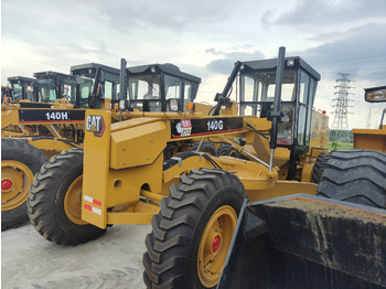Грейдер CATERPILLAR 140G
