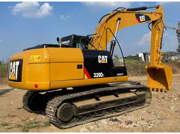 Гусеничный экскаватор CATERPILLAR 320D