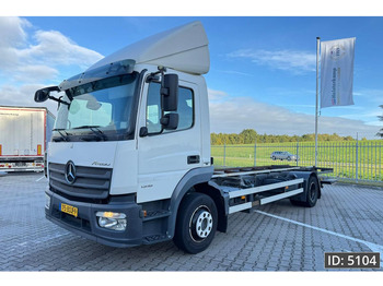 Грузовик-контейнеровоз/ Сменный кузов MERCEDES-BENZ Atego 1318