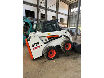 Мини-погрузчик с бортовым поворотом BOBCAT S130