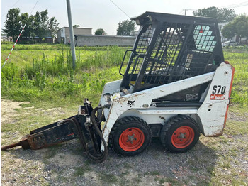 Мини-погрузчик с бортовым поворотом BOBCAT S70