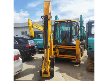 Экскаватор-погрузчик JCB 3CX