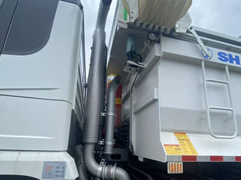 Грузовик для транспортировки сыпучих материалов SHACMAN Shacman Tipper Truck for Sale in Jamaica: фото 3 Грузовик для транспортировки сыпучих материалов SHACMAN Shacman Tipper Truck for Sale in Jamaica: фото 3